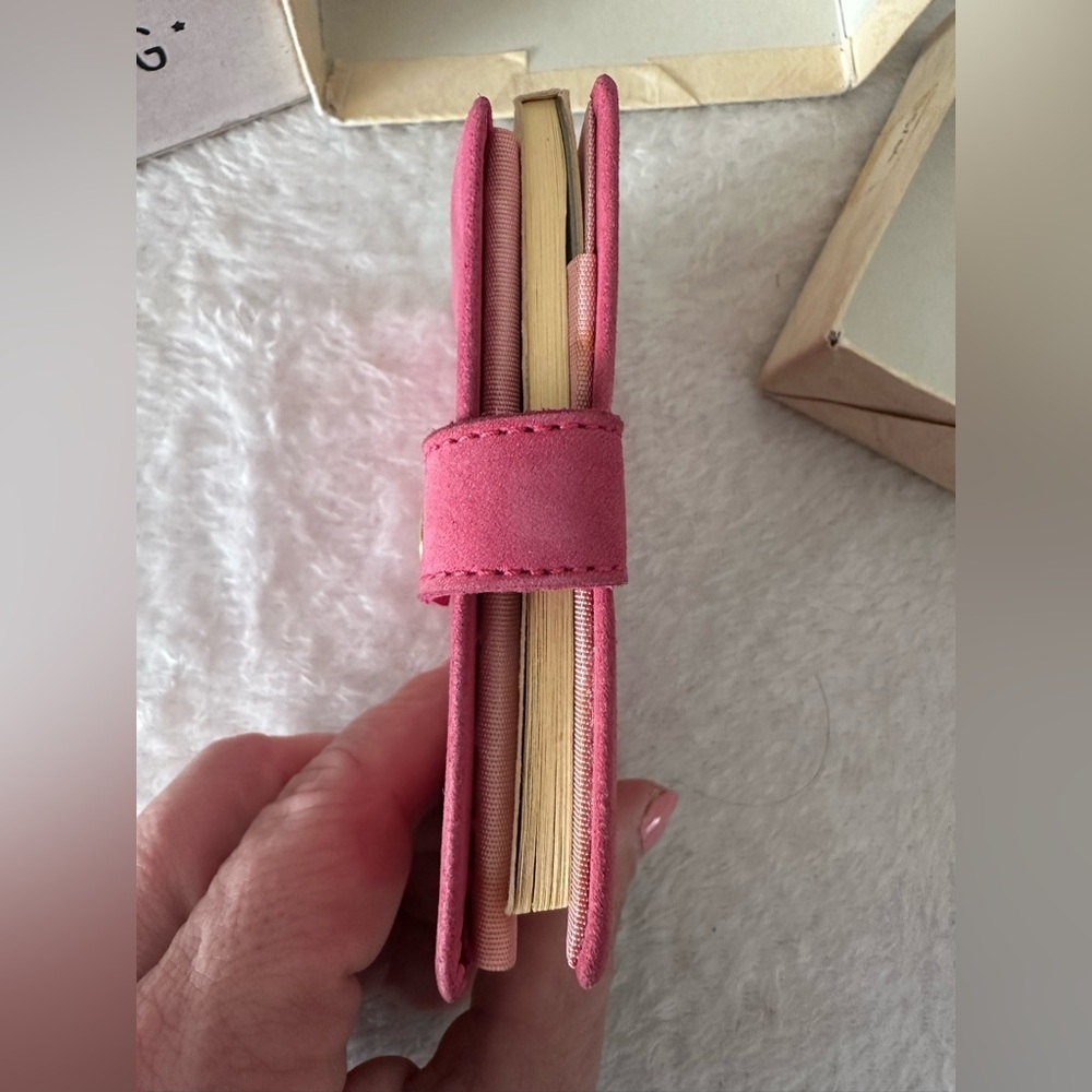 Vintage Christian Dior Pink and Gold Memo Pad - Picture 6 of 11